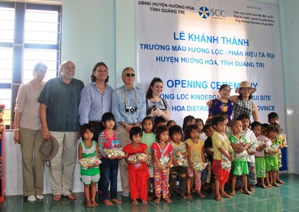 Hai CCB Mỹ xây trường học cho trẻ vùng cao Quảng Trị